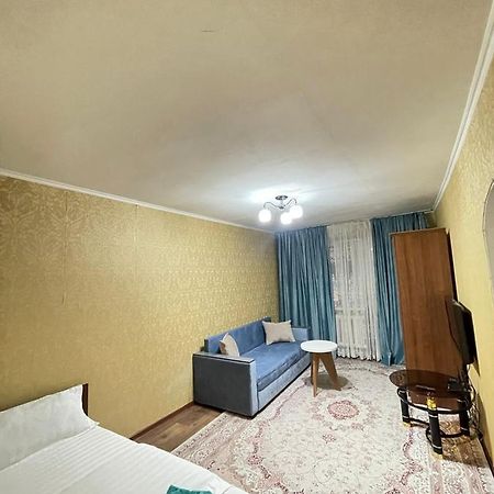 Квартира Рядом Арбата, Гоголя 92 אלמטי מראה חיצוני תמונה