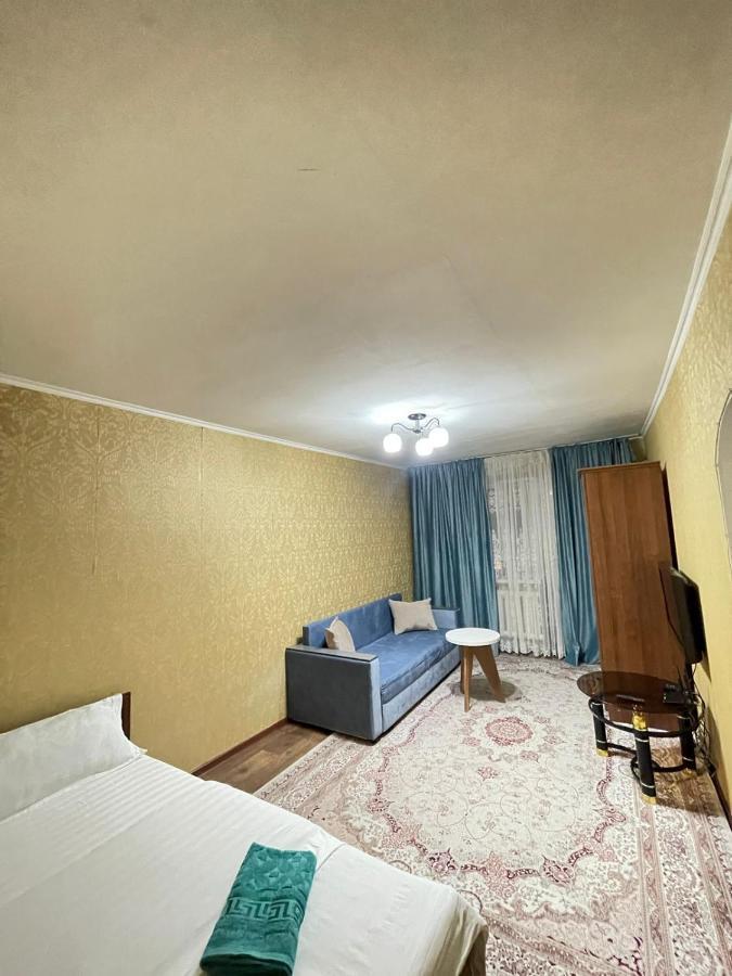 Квартира Рядом Арбата, Гоголя 92 אלמטי מראה חיצוני תמונה